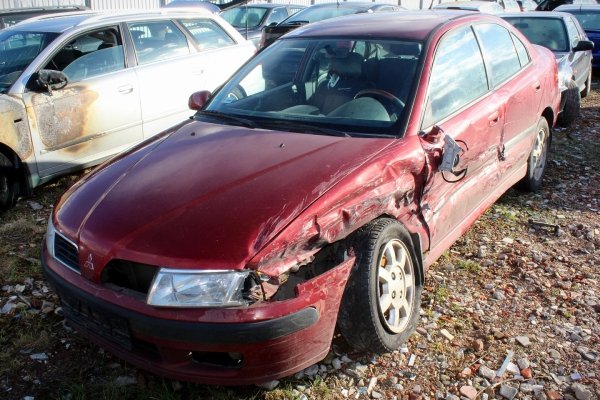 Mitsubishi Carisma 1999 1.8GDI Hatchback 5-drzwi [B/C]
