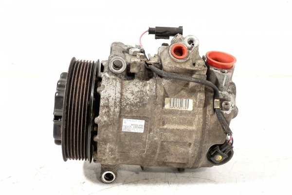 Sprężarka pompa klimatyzacji Mercedes C-klasa W203 2003 1.8 KOMPRESSOR 271946 Sedan