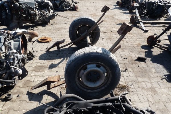 Resor tył prawy Peugeot J5 1991 2.5TD (4-piórowy)