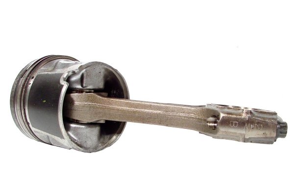 Tłok korbowód Toyota Corolla E11 1997-2002 2.0D4D