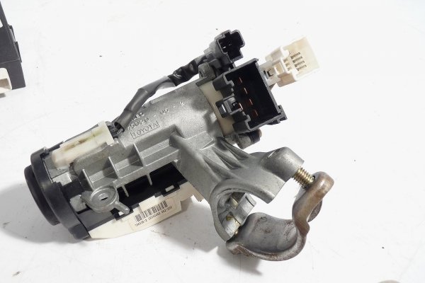 Komputer silnika stacyjka Toyota Corolla E11 1.4VVTi