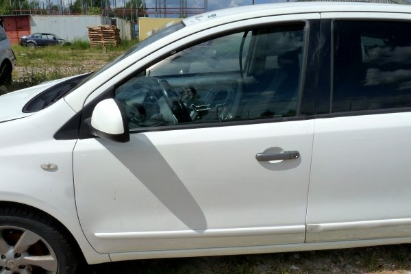 _Drzwi przód lewe Nissan Note E11 LIFT 2011 (2009-2012) Hatchback 5-drzwi (kod lakieru: 326) 