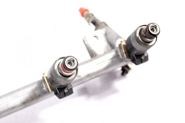 _Listwa wtryskowa Daewoo Nubira J100 1997-1999 2.0 16V
