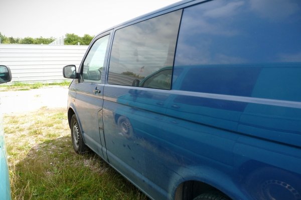 Drzwi skrzydełkowe tył prawe VW Transporter T5 2004 Bus (kod lakieru: LL5M)