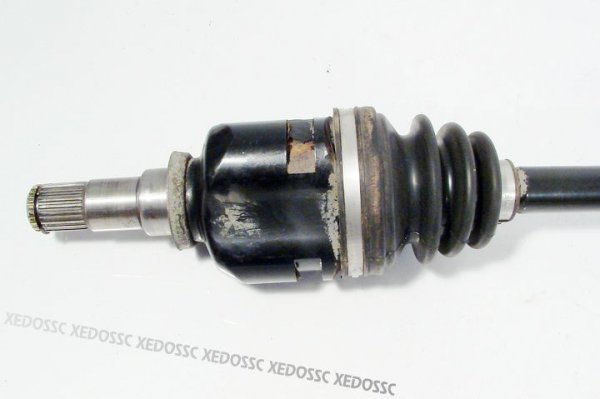 Półoś prawa Toyota Corolla E11 1997-2002 1.6 VVTi Automat