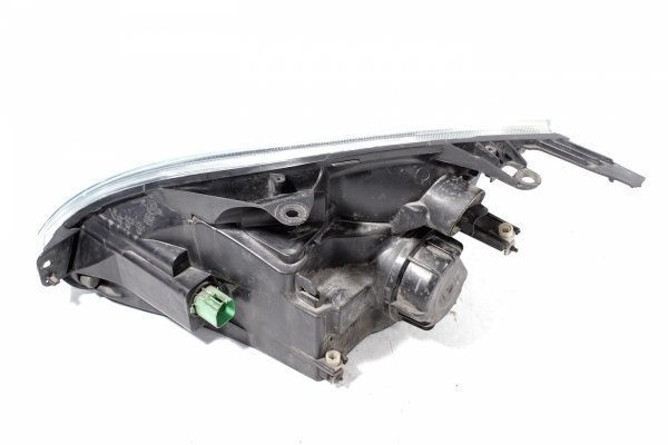 _Reflektor prawy Ford Fiesta MK6 2005 Hatchback 5-drzwi