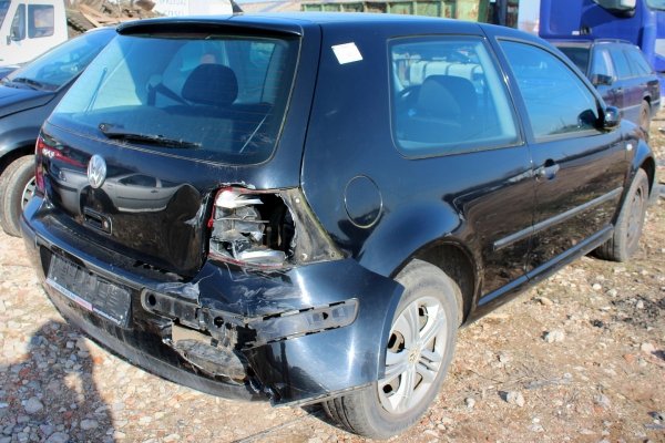 Maska VW Golf IV 1J 2002 Hatchback 3-drzwi (kod lakieru: L041)