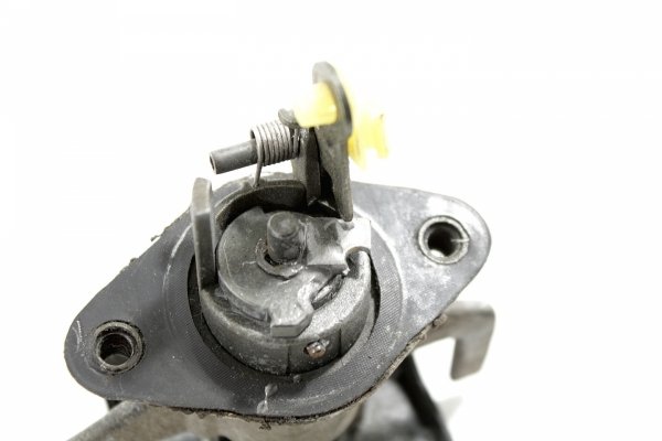 _Zamek Wkładka klapy bagażnika Nissan Primera P11 1996-2001