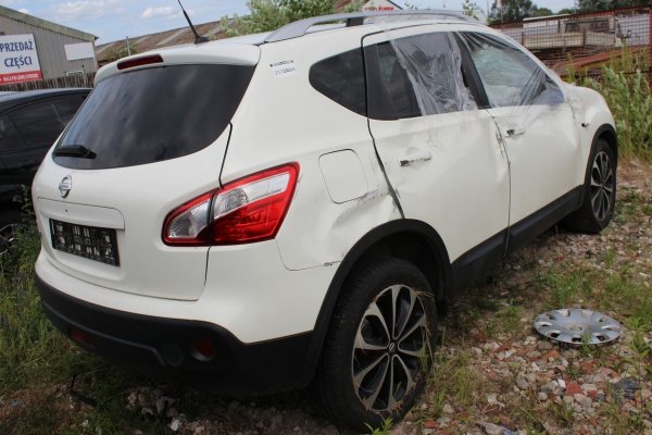 Nissan Qashqai J10 2011 1.6i HR16 Suv [A]
