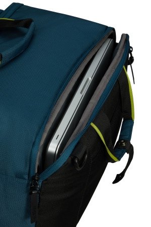 Tylna kieszeń na małego laptopa i tablet
