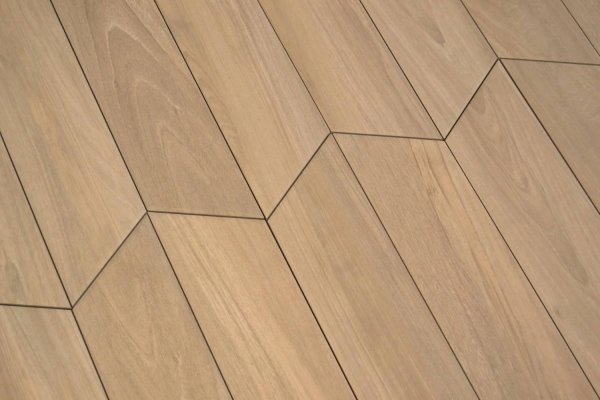 Sleek Wood Beige Chevron Nat. 11x54 Emil Ceramica
