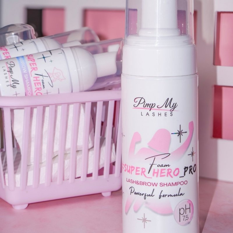 Piankowy szampon do brwi i rzęs Super Hero Pro 150 ml Pimp My Lashes