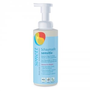 D197 Mydło w piance SENSITIV z dozownikiem spieniającym 200 ml