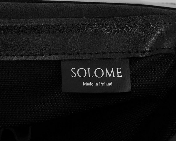 Skórzana męska torba na ramię Solome Lago 01 czarna błyszczaca detal