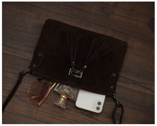 Damska skórzana zamszowa torebka listonoszka Solome Marika brązowa plener