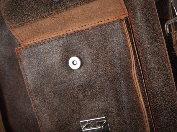 Skórzana męska torba na ramię Solome Lago 02 brązowa vintage detal