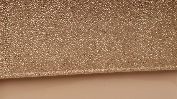 Złota beżowa kopertówka torebka wizytowa Solome M31 detal
