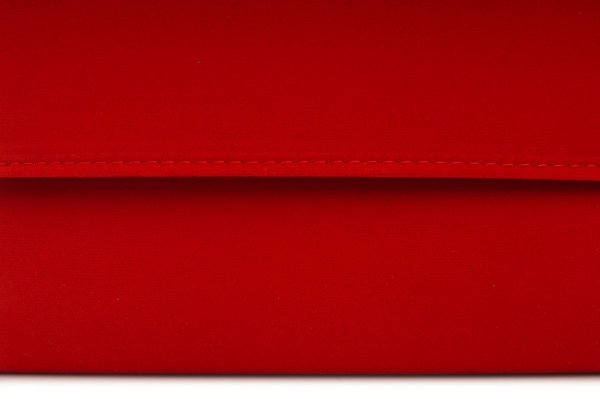 Kopertówka torebka wizytowa na pasku Solome M6 czerwony zamsz detal