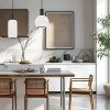 Czarna ponadczasowa lampa wisząca jedno płomienna z mlecznym kloszem kulistym SAGUNTO PLUS 8564 Argon 