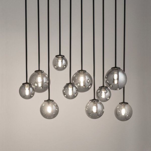 Czarna Lampa Wisząca Minimalistyczna Białe Szklane Klosze TULIA 33490 SIGMA