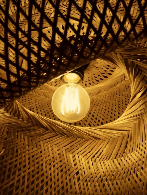 Lampa wisząca bambusowa pleciona kolor naturalny owalna boho rystykalna industrialna nad stół do salonu sypialni NULVERO LE45366 Luces Exclusivas