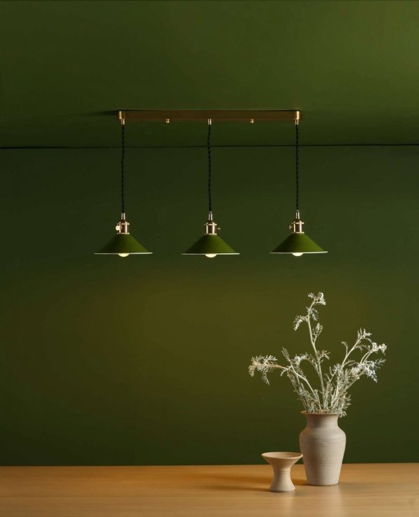 Mosiądzowana Lampa Wisząca Vintage Zielone Klosze HADANO HAD3640-07 DAR LIGHTING