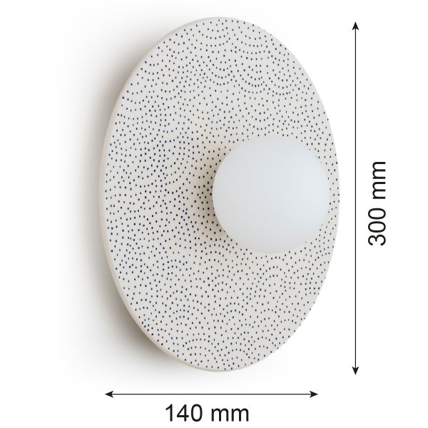 Designerski kinkiet ceramika Bolesławiec płaski talerz biały w kropki rękodzieło na ściane wyjątkowy BOLL 8936 Argon x Manufaktura w Bolesławcu 