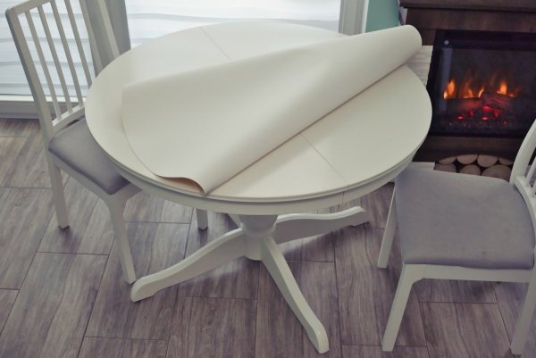 Mata podkładka na stół biurko PCV biała fi 140 cm okrągła 2,6 mm