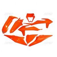 UFO KOMPLET PLASTIKÓW KTM EXC 125 20-21, EXC 250 / 300 TPI 20-23, EXC-F 250 / 350 / 450 / 500 20-23 Z OSŁONĄ LAMPY KOLOR POMARAŃ 