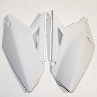 UFO BOCZKI TYLNE SUZUKI RMZ 250 07-09 KOLOR BIAŁY 