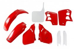 UFO 2024/11 KOMPLET PLASTIKÓW (FULL KIT) Z OSŁONAMI TELESKOPÓW (AMORTYZATORÓW) HONDA CR 500 89-90 KOLOR OEM (CZERWONY/BIAŁY) (HO