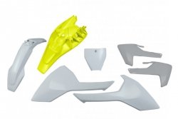 UFO KOMPLET PLASTIKÓW HUSQVARNA TC 85 18-24 KOLOR OEM 23-24 ( BIAŁY / ŻÓŁTY / SZARY ) (HU620E999D)