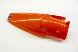 UFO BŁOTNIK TYŁ KTM 2T 98-03, 4T 00-03 BŁOTNIK BEZ BOCZKÓW KOLOR POMARAŃCZOWY