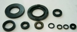 TOURMAX KOMPLET (ZESTAW) USZCZELNIACZY SILNIKOWYCH YAMAHA SR 500 79-83, SR 500SP 84-99, XT 500 76-87, XT 500S 88-89 (MADE IN JAP