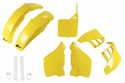 UFO KOMPLET PLASTIKÓW (FULL KIT) Z OSŁONAMI TELESKOPÓW (AMORTYZATORÓW) SUZUKI RM 125 89-91 KOLOR OEM (ŻÓŁTY) (SU399E999)