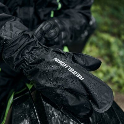 OSŁONA PRZECIWDESZCZOWA NA RĘKAWICE REBELHORN BOLT BLACK XXL
