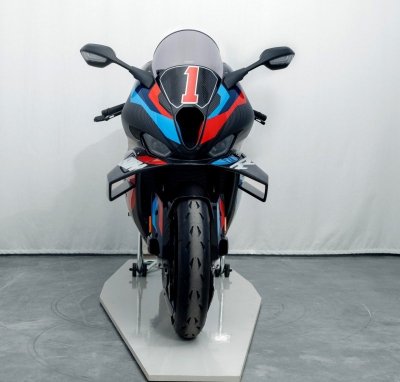 Szyba motocyklowa MRA BMW M1000 RR SM99 2023-2024, forma OM, bezbarwna
