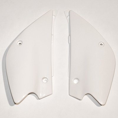 UFO BOCZKI TYLNE KAWASAKI KX 80 98-00, KX 85 01-13 KOLOR BIAŁY