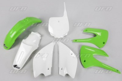 UFO KOMPLET PLASTIKÓW KAWASAKI KX 85 01- 13 RESTYLING KOLOR OEM 13 (ZIELONY/BIAŁY) (KA218KE999)