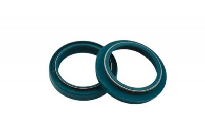 SKF ZESTAW USZCZELNIACZY PRZEDNIEGO ZAWIESZENIA (OLEJOWE I PYŁOWE) (NA JEDNĄ LAGĘ) MARZOCCHI 45 MM BMW F 800 GS 06-11, GAS GAS E