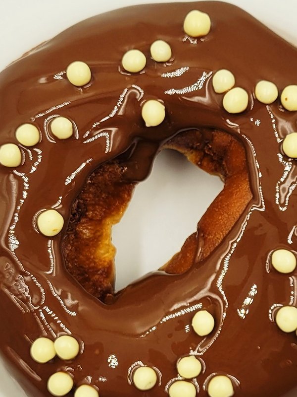 Donut z ciemną czekoladą