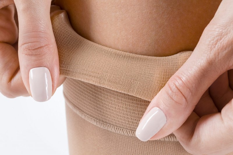 Venoflex Podkolanówki przeciwżylakowe II klasy ucisku (20-36 mmHg) SECRET PALCE ZAMKNIĘTE