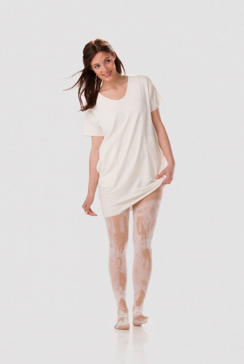 Batik White/Sezame