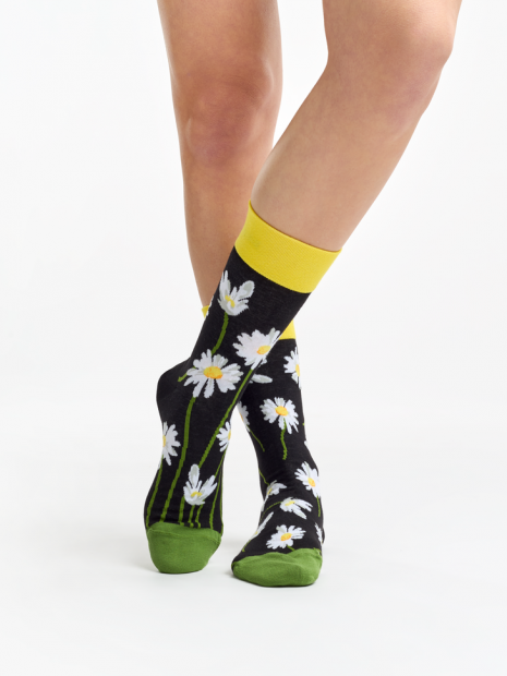Daisies at Night - Socks Good Mood