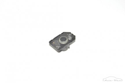 Maserati Ghibli M157 Front left pdc parking sensor and bracket
