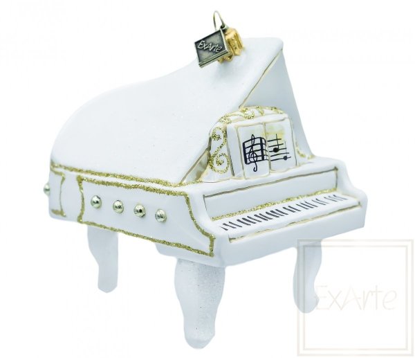 biały fortepian z perełkami