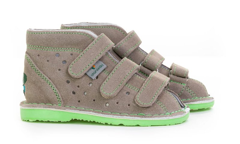 Sandałki profilaktyczne Danielki T135L BEŻ  BETONIARKA na rzepy