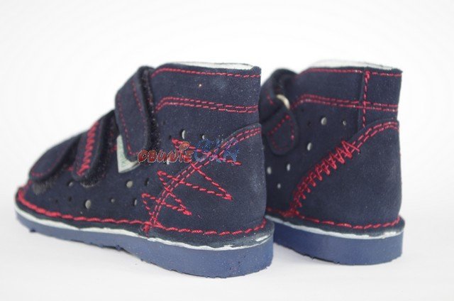 Buty Danielki  profilaktyczne T105 granat czerwony