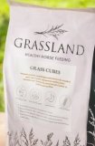 Trawokulki z lucerną Grass Cubes 15 kg - Grassland