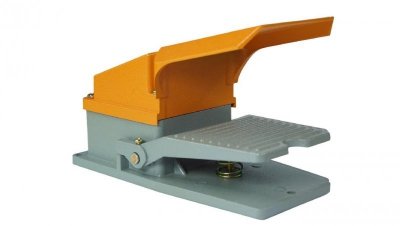 WŁĄCZNIK PEDAŁ WYŁĄCZNIK PRZYCISK NOŻNY Z OSŁONĄ POMARAŃCZOWY P1-O ORANGE